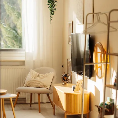 Mitten Im Harz, Skipistennaehe, Wanderwege Zum Brocken *