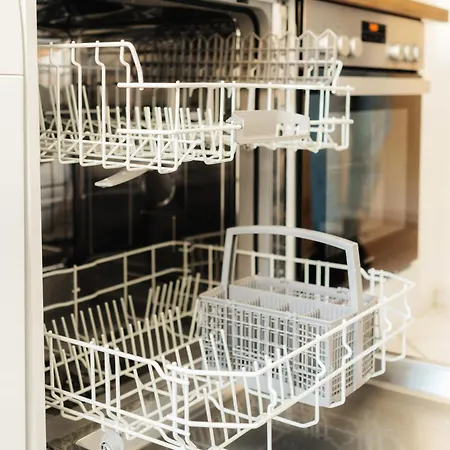 Mitten Im Harz, Skipistennaehe, Wanderwege Zum Brocken