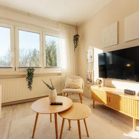 Mitten Im Harz, Skipistennaehe, Wanderwege Zum Brocken Elend