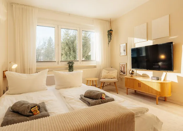 Mitten Im Harz, Skipistennaehe, Wanderwege Zum Brocken Elend